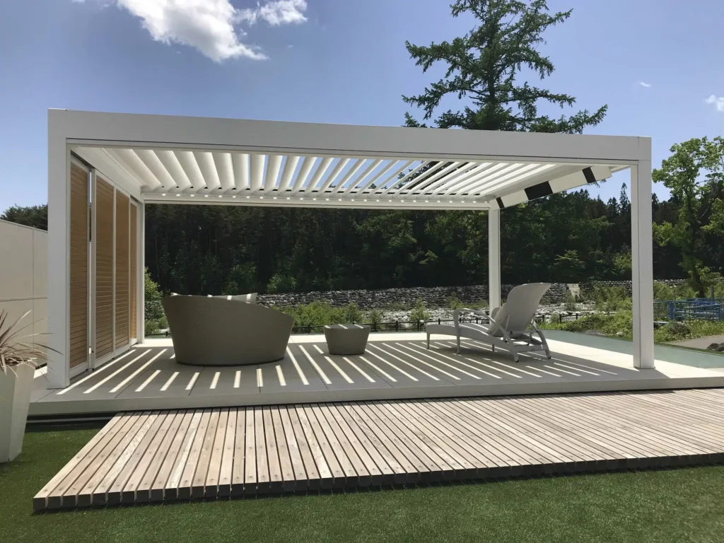 Bioklimatická pergola_lixil_garden_annex_skye_03_optimized